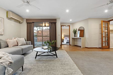 Spacious Family Home in Alfredton - Photo 3