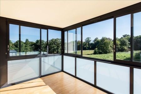 Beautiful 3.5 room apartment - with terrace and winter garden - Photo 3