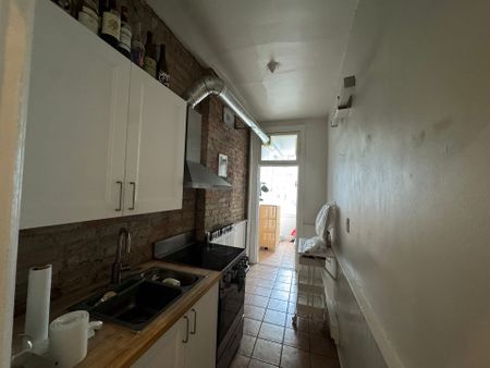 For Lease - 678 Huron Street Unit# 100, Toronto, Ontario - Photo 3