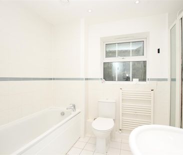1 bedroom Apartment to let - Photo 6