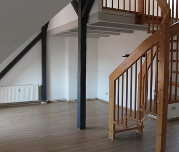 Perfekte Single Wohnung, 2 Zi in denkmalgeschütztem Stadthaus +Park... - Foto 1