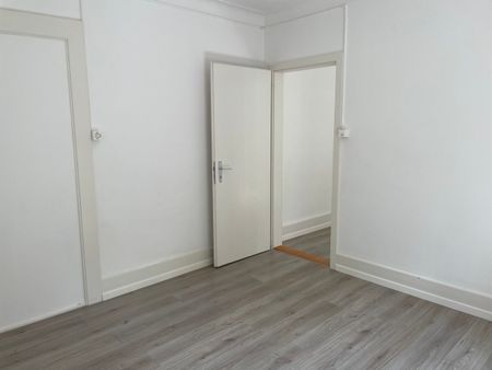 JEANNERET 23, 4-room apartment 1st floor renovated with balcony - Foto 5