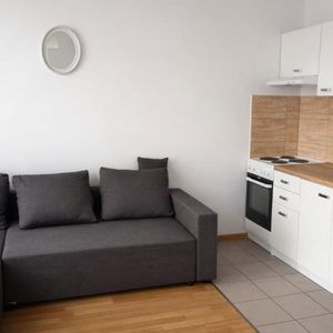 Jasne mieszkanie z dużym balkonem blisko METRA 36 m² - Photo 3