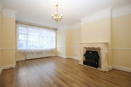 Fairlands Avenue, Thornton Heath, CR7 - Photo 2