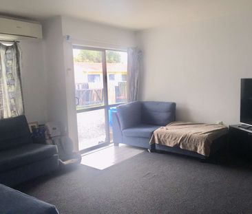 3 Bedroom, Tuakau - Photo 1