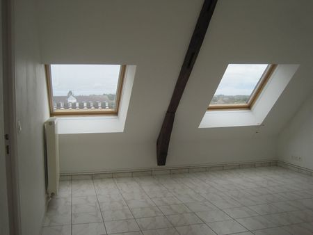 A LOUER APPARTEMENT CENTRE VILLE DE ST QUENTIN 02100 - Photo 3