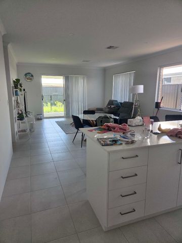 Southern River - Photo 2