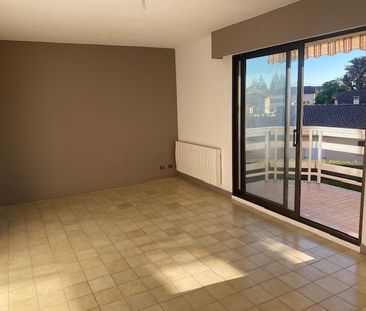 Location Appartement 1 pièce 38m² MONTREVEL EN BRESSE 01340 - Photo 1