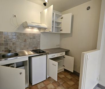 Location Appartement 1 pièce 19m² FONTAINEBLEAU 77300 - Photo 1