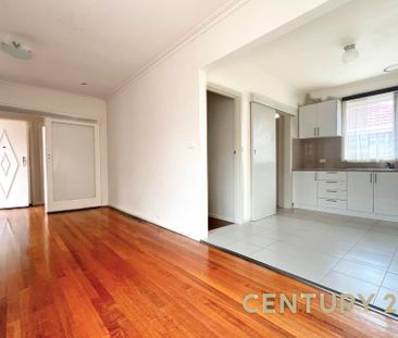 Modern Living in Prime Springvale - Photo 1