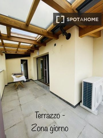 milan, Lombardy 20037 - Photo 4