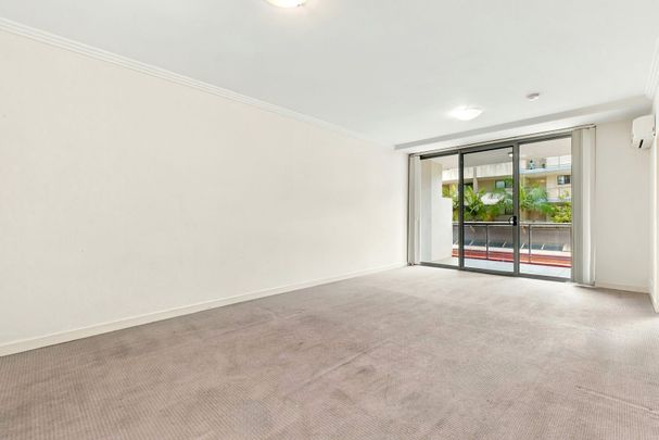 Spacious North-Facing Apartment in the Heart of Westmead - Photo 1