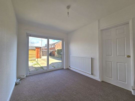 Gifford Close, Gloucester - Photo 1