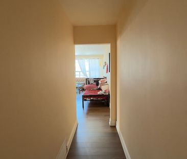 For Lease - 151 Vodden Street, Brampton, Ontario - Photo 5