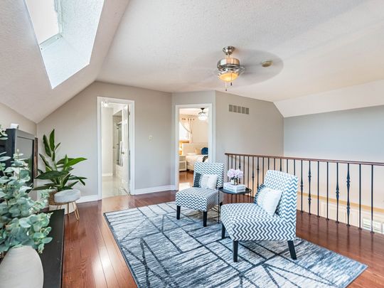 For Lease - 1206 Glenashton Drive, Oakville, Ontario - Photo 1