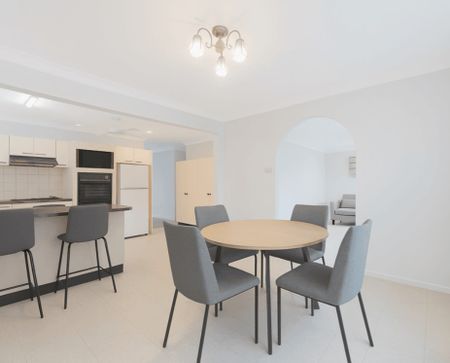 8 Canton Parade, Noraville NSW 2263 - House For Rent | Domain - Photo 4