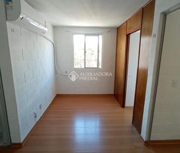 Apartamento com 2 quartos e 50m² para alugar em Vila Nova, Porto Al... - Photo 1