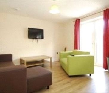 Quaker Lane, Plymouth, PL3 - Photo 2