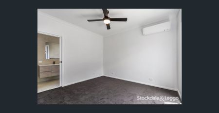 Fully Renovated 4 Bedroom Family Home - Photo 3