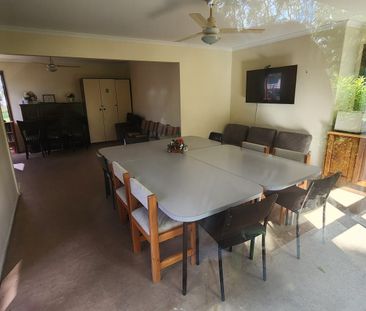 2 Bedroom house in secured area - Photo 4