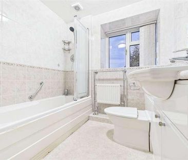 St. Helier Close, Wokingham, Berkshire, RG41 - Photo 1