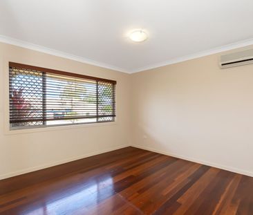 Massive Family Home - Photo 4