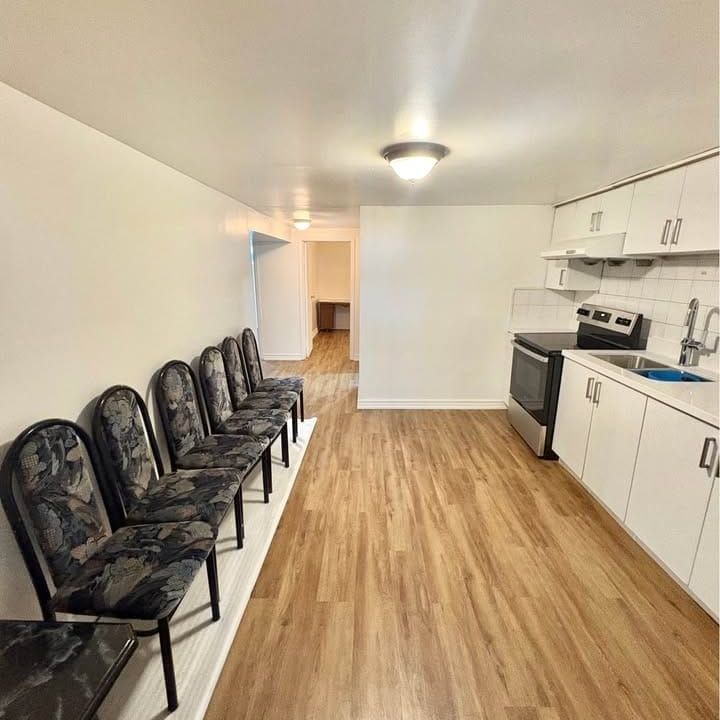 For Lease - 61 Christina Crescent Unit# Basement, Toronto, Ontario - Photo 1