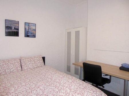 3 bedroom terraced house to rent - Photo 4