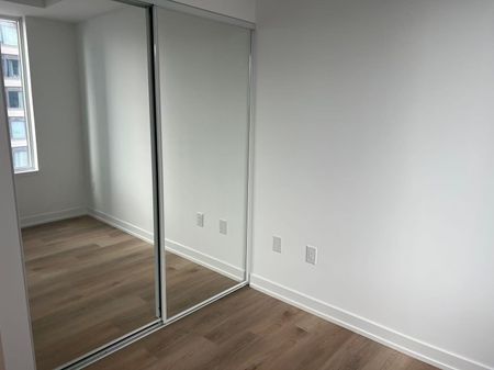 For Lease - 395 Square One Drive Unit# 1008, Mississauga, Ontario - Photo 3