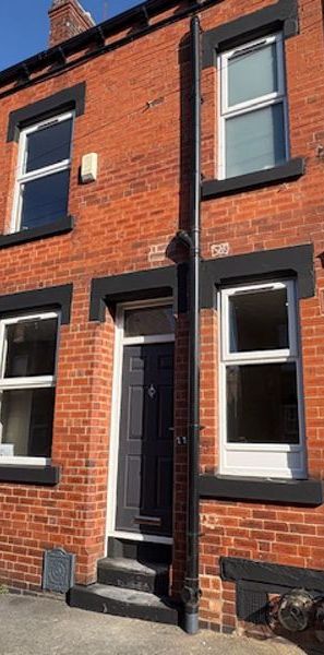 Harold Grove, Leeds - Photo 1