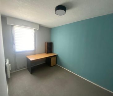 Location Appartement 5 pièces 95m² CLERMONT FERRAND 63000 - Photo 5