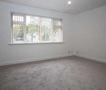 Thornhill Court, Heol Llanishen Fach, CF14 - Photo 1