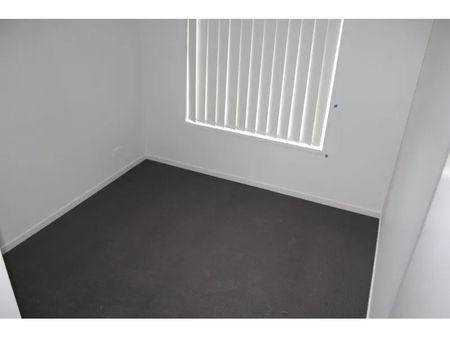 Eucalyptus Crescent, Ripley - Photo 3