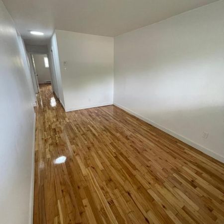 3 1/2 Anjou - Photo 4