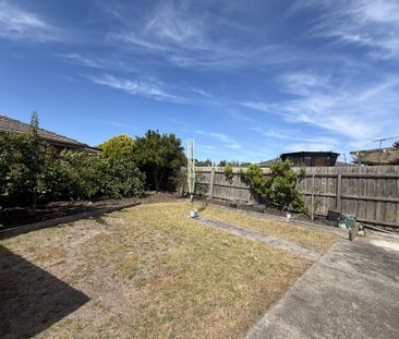 3 Bedroom Family Home in Clarinda - Photo 2