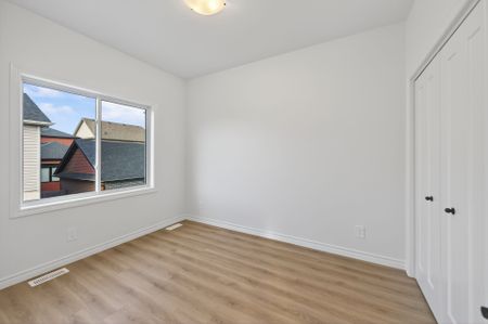 For Lease - 77B Athabaska Drive, Belleville, Ontario - Photo 2