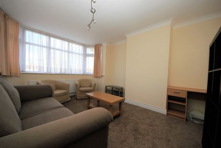 Hillfield Avenue, Colindale, NW9 - Photo 5