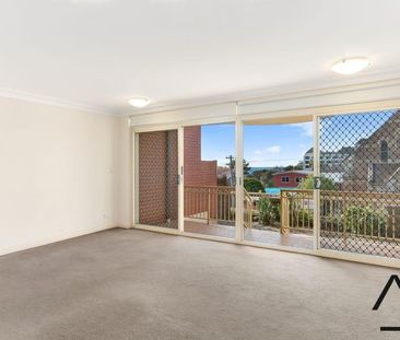 3/51 Carr Street, Coogee NSW 2034 - Townhouse For Rent | Domain - Photo 6