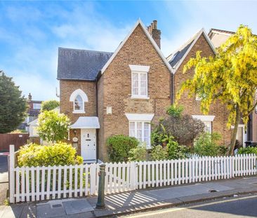 2 Bed Semi-Detached House, Highfield Road, NW11 - Photo 3