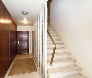 Logement à Paris, Location meublée - Photo 6