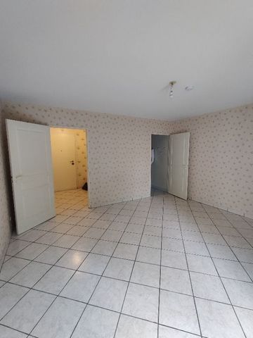 Location Appartement 1 pièce 28m² MONT DE MARSAN 40000 - Photo 5