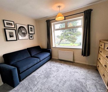 3 bedroom semi-detached house to rent - Photo 4