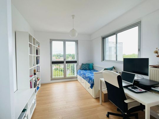 Apartment - Photo 1