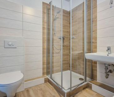 Erstbezug nach Sanierung - alles schick mit Wanne und Dusche - Photo 4