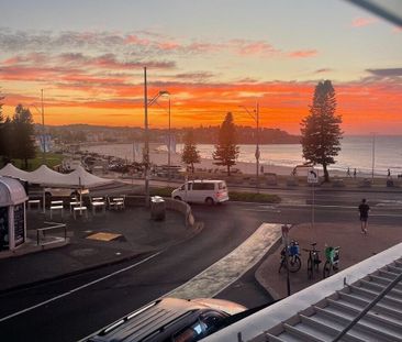 Bondi Beach - Photo 1