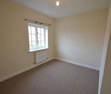 3 BED Town house To rent - Photo 3