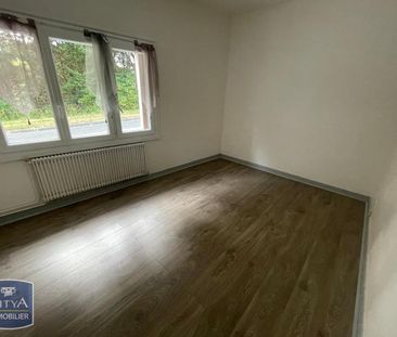 Location Maison 4 pièces 92m² FONTAINE LE COMTE 86240 - Photo 2