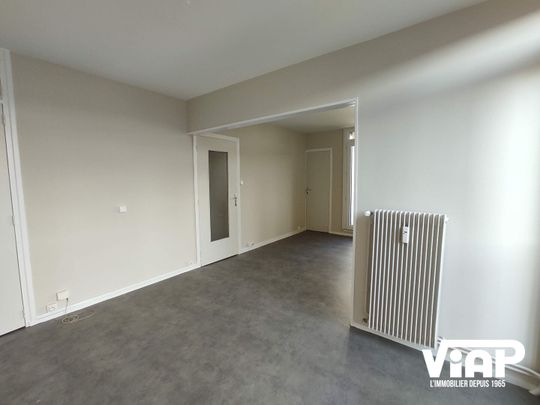 GRAND T2 PROCHE CHU - Photo 1