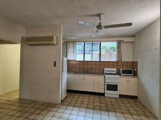 INNER CITY LIVING!!!! - Photo 1