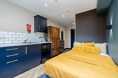 Crown House, Nuneaton, CV11 4BX - Photo 4